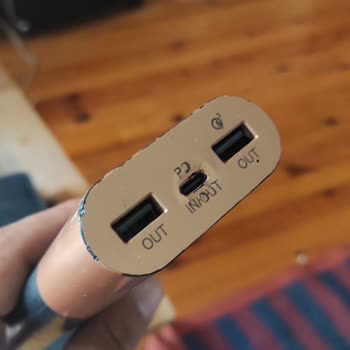 Duracell Powerbank Girişi Yandı (Kendi Orijinal Kablosuyla)