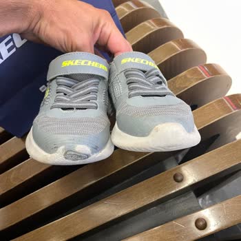 Skechers Bir Daha Asla