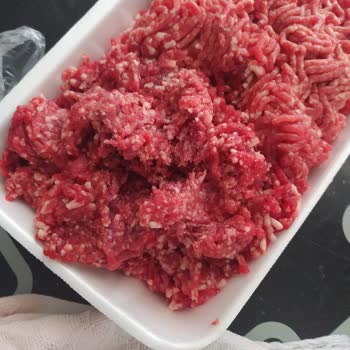 Köfteci Yusuf 'ta Bozuk Kıyma Teslimi