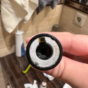 Philips Ev Aletleri Philips Diş Fırçaları Küflendi.