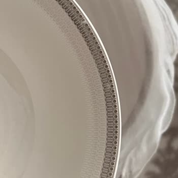 Schafer Yemek Takımı Kalitesizliği, Desenleri Soyuluyor