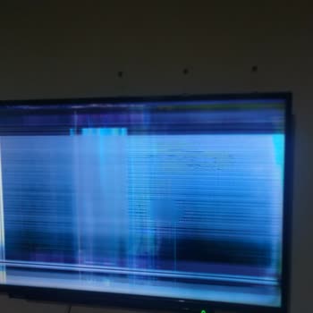 Toshiba TV Bir Yılda Kendi Kendine Bozuldu