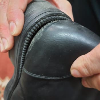 Deichmann Graceland Yırtık Kadın Bot