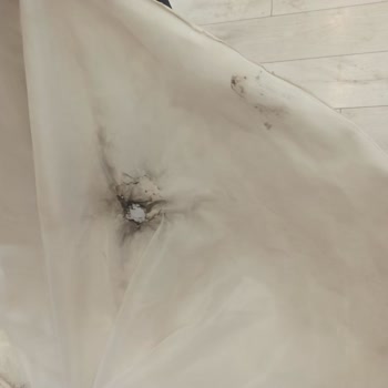 Vizyon Garden Düğün Ve Kongre Merkezi Gelinliğimizi Yaktı Ekstradan Ücret Ödetti Ve Bunu Karşılamadı