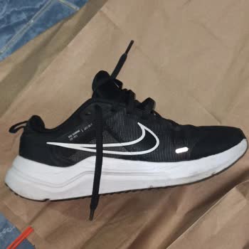 Nike Kusurlu Ürünün Aynı Modelle Bire Bir Değişimi