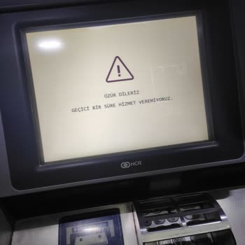 QNB Finansbank ATM İçinde Para Sıkışması