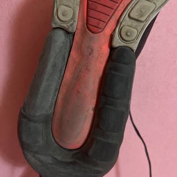 Piazza AVM Samsun Piazza Avm Nike Mağazası Ayakkabı Deformesi Garanti Dışı Bırakılıyor