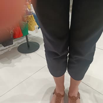 Chima Marka Mağduriyeti. Penye Eşofman Gibi Diz İzi Yapan Pantolonla