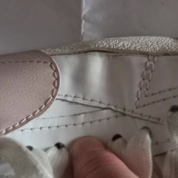Nike Sneaks Up Tan Alınan Ayakkabı