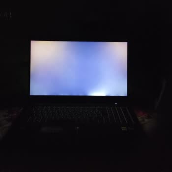 Monster Notebook Işık Sızması Sorunu