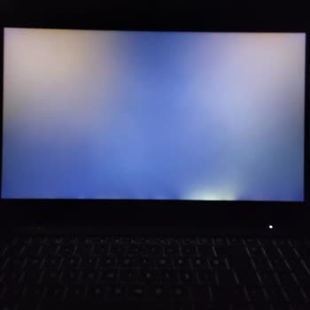 Monster Notebook Işık Sızması Sorunu