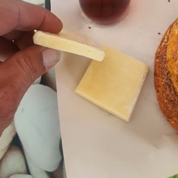 Sağlık Bakanlığı Kantinin Pahalılığı Ve Çalışanların İnsanlarla Dalga Geçmesi