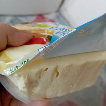 Pınar Et Ve Süt Köy Peyniri Görünümlü Tost Peyniri!