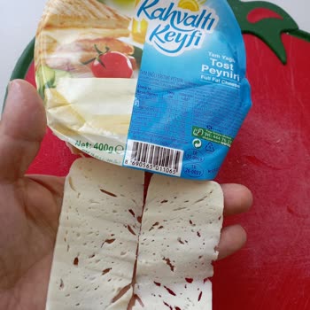 Pınar Et Ve Süt Köy Peyniri Görünümlü Tost Peyniri!