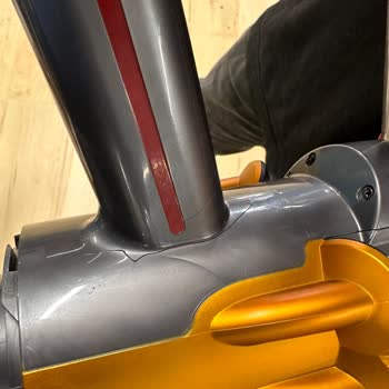 Yurtiçi Kargo Son Model Elektrikli Şarjlı Süpürgemiz Taşıma Esnasında Kırıldı