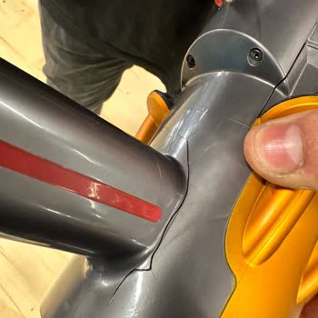 Yurtiçi Kargo Son Model Elektrikli Şarjlı Süpürgemiz Taşıma Esnasında Kırıldı