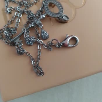 İndigo Takı Dan Aldığım Kolye Gümüş Değil, Teneke Çıktı.