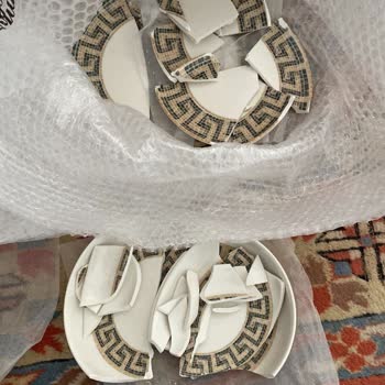 Jumbo Firmasının Sorumsuzluğu. Kırık Ürünlerimin Tedariğini İstiyorum