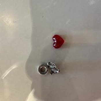 Pandora Mücevher Ürününe Sahip Çıkmıyor