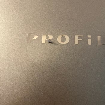 Profilo Buzdolabı Üzerindeki Yazıda R Harfi Çıktı