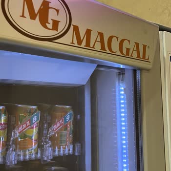 Paramı Ver Macgal Otomat