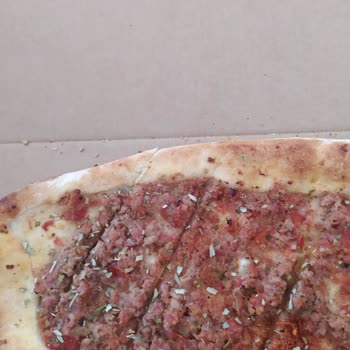 Pidem Restaurant Pişmemiş Salata Yok