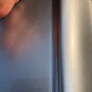 Renault 2023 Megane Sedan Tavandaki Oluk Bölümündeki Boya Solması Ve Çapakları