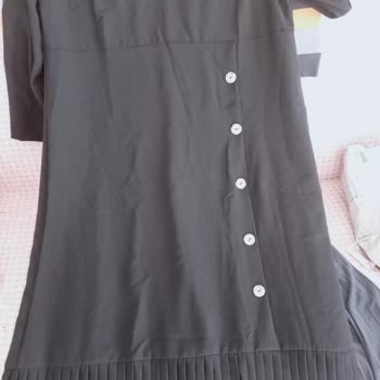 Zeynep Boutique (Zen Tesettür) Yanlış Elbise Ve İlgilenmeyen Satıcı