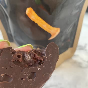 Patiswiss Küflü Çikolata. Portakallı Çikolatada Küf Var!