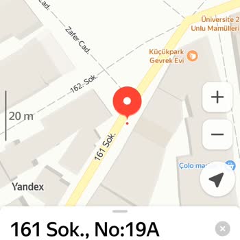 Superonline Dükkanın Önündeki Logarın Tamir Edilmesi