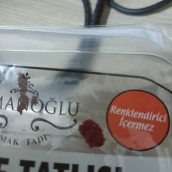 BİM Kadife Tatlısı İçinden Kıl Çıktı
