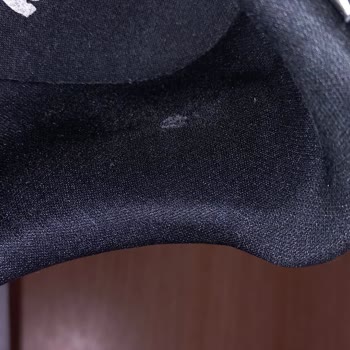 In Street Puma Spor Ayakkabının İç Astarı Yırtılması