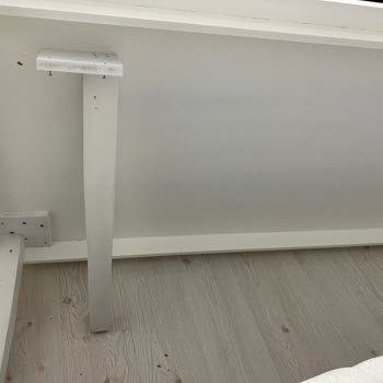 Özüer Mobilya Yemek Masası Yemek Yerken Devrildi