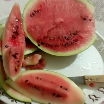 Mopaş Market İçi Geçmiş Karpuz