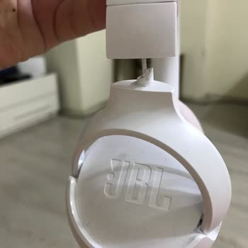 JBL510BT Kulaklık Kablosu Kendi Kendine Dışarı Attı, Acil Yardim