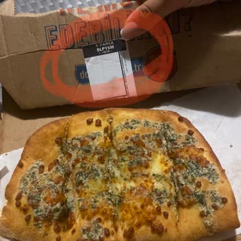 Domino's Pizza Kumburgaz Şubesi Çalışan Saygısızlığı Ve Yanlış Ürün