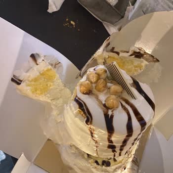 Carrefour SA Pastane Reyonunda Sıkıntı