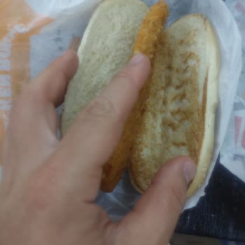 Burger King Ekmek İçinde Ürün Yok