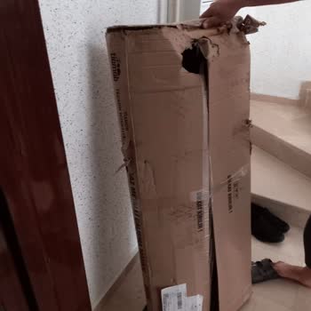 Aldığım Ürün Kırşehir Sürat Kargo Şubesi Tarafından Kırık Dökük