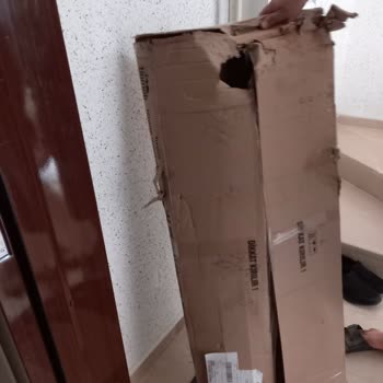 Aldığım Ürün Kırşehir Sürat Kargo Şubesi Tarafından Kırık Dökük