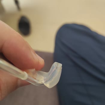 Duyumak İşitme Cihazları Kulaklık Kalıbımı Yırtması Yeni Kalıp Yaptırıp Para Alması!