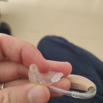 Duyumak İşitme Cihazları Kulaklık Kalıbımı Yırtması Yeni Kalıp Yaptırıp Para Alması!