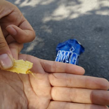 Amigo İçinden Bir Şey Çıkması!