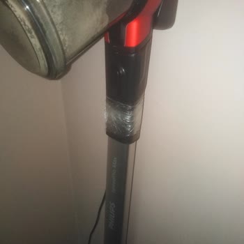 Philips 7043 Dik Süpürge Kırılmadık Yeri Kalmadı