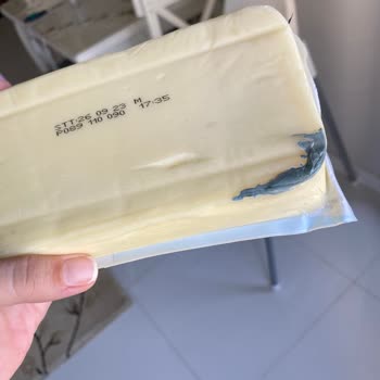 İçim Taze Kaşar Peyniri Küf