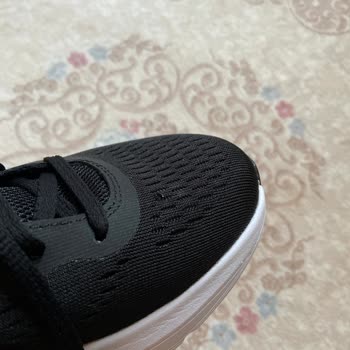 Skechers'ın Kendi Sitesinden Aldığım Ayakkabı Defolu Çıktı