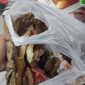 Köfteci Yusuf Siparişlere Özen Göstermiyor