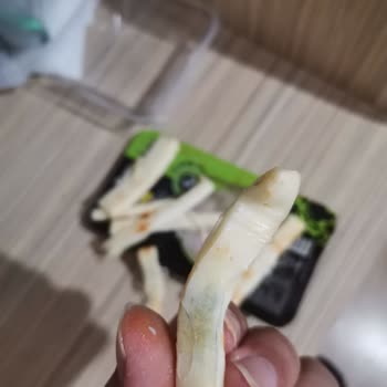 BİM Paketlenmiş Peynirin Küflenmiş Oluşu