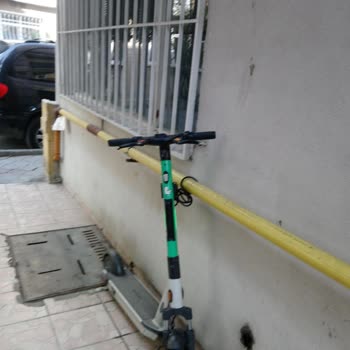 Martı Doğalgaz Borusuna Scooter Bağlanması Tehlikesi