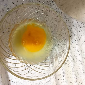 Seyhanlar Market (Bursa) Bozuk Çürük Yumurta